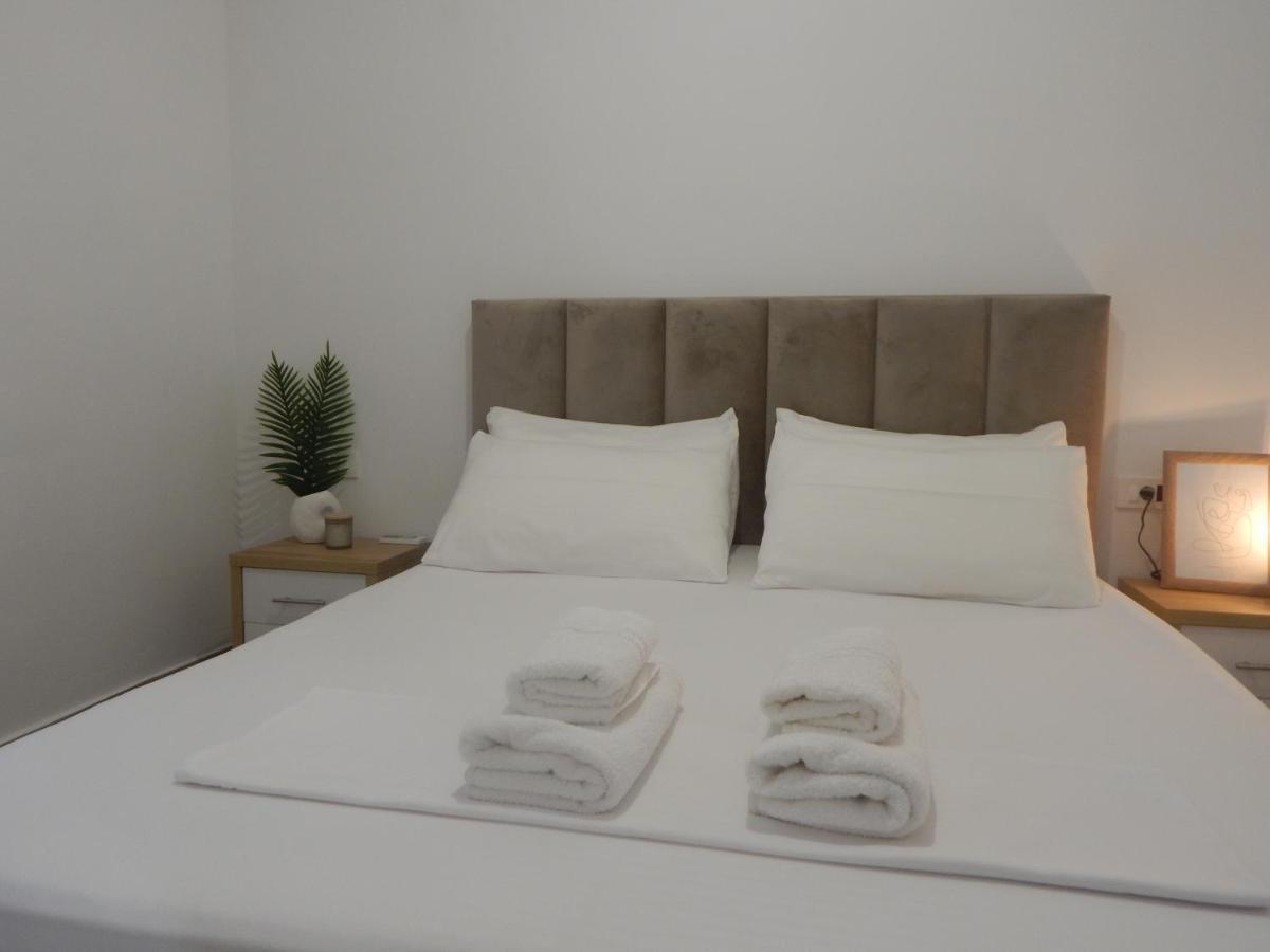 Bel Air Rooms Himare Exterior foto