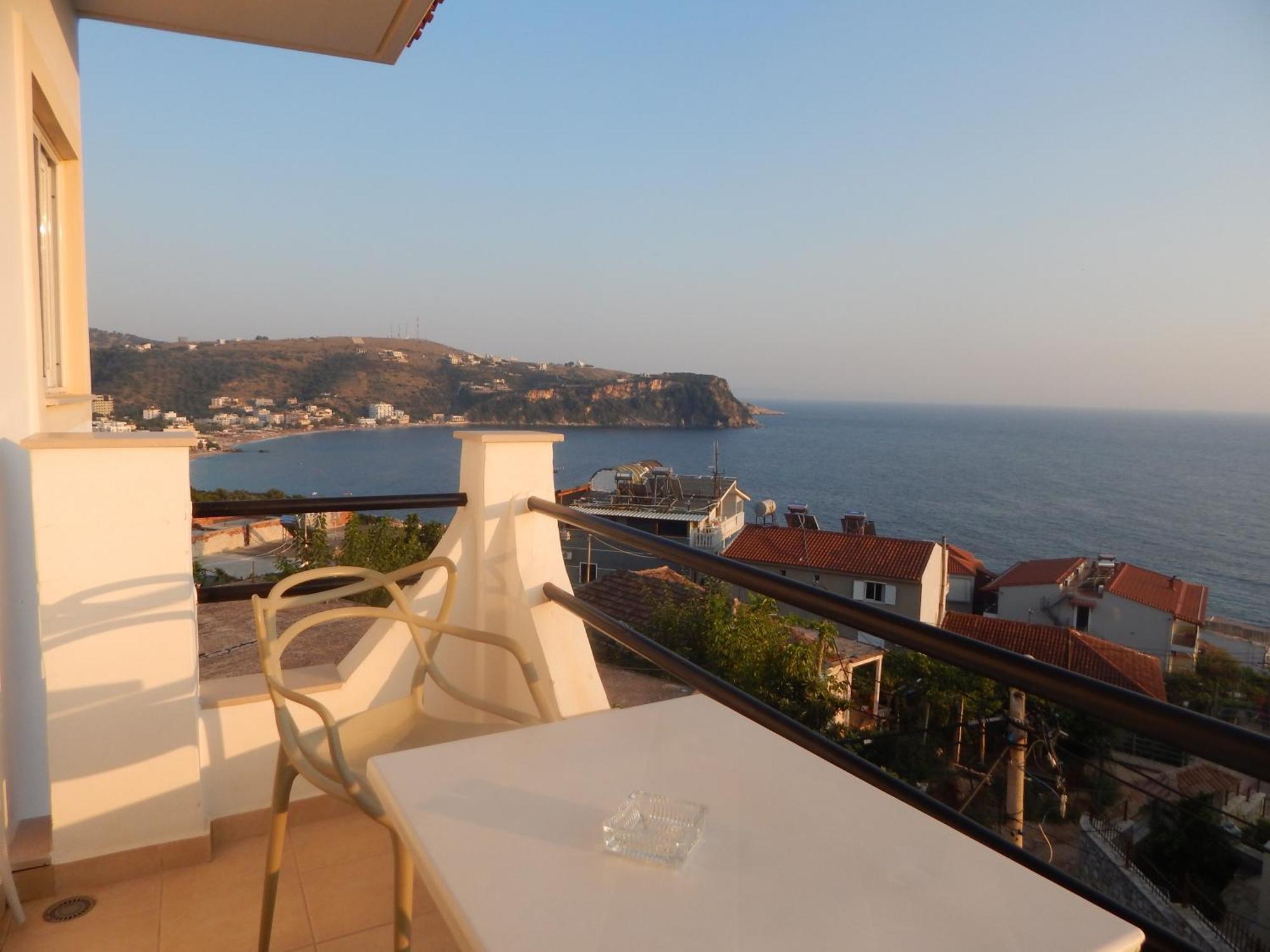 Bel Air Rooms Himare Exterior foto